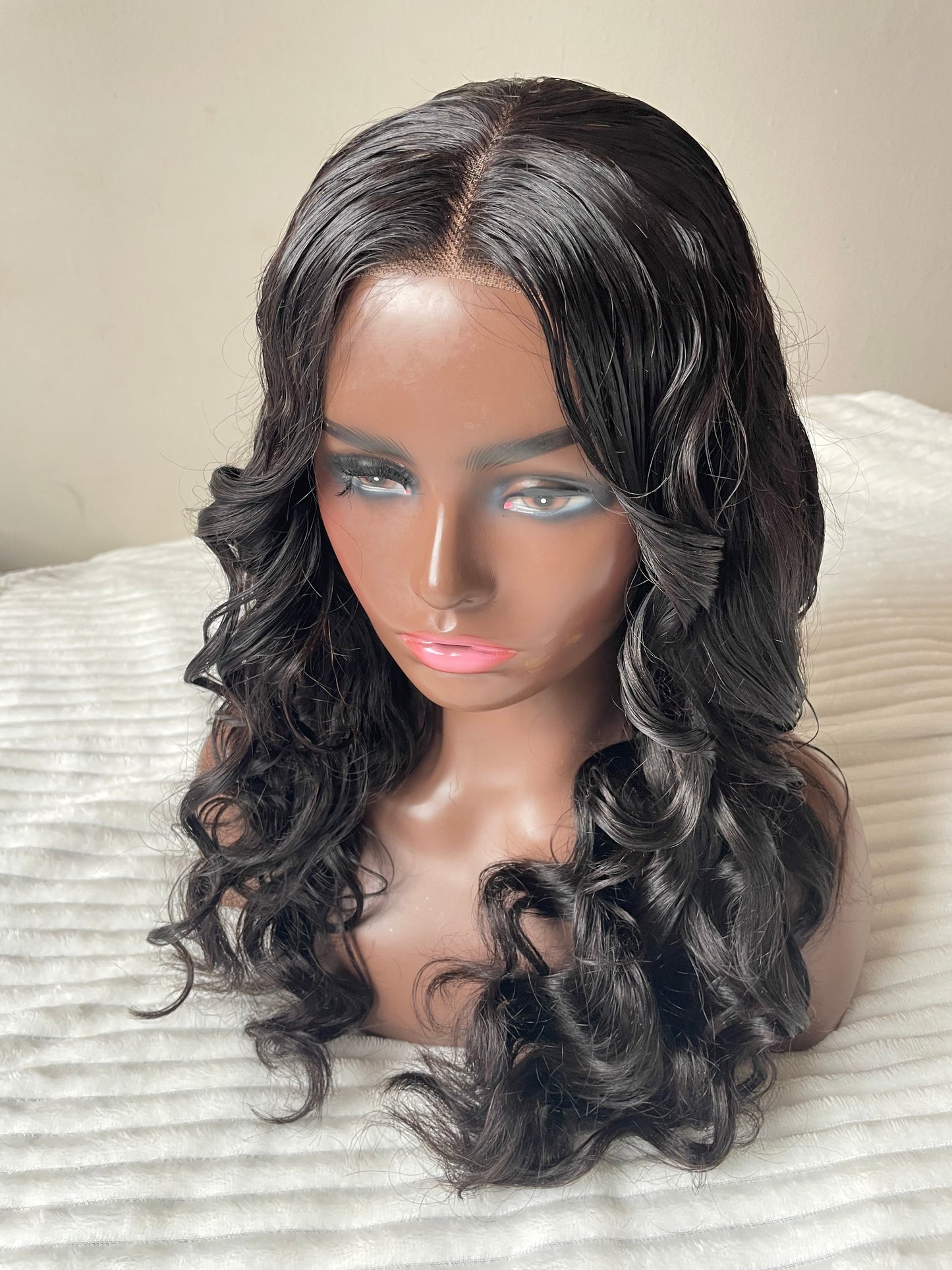 Loose wave wig